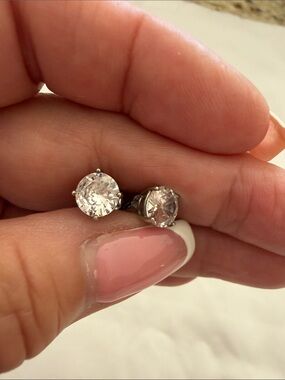 Sterling Silver 925 CZ Stud Earrings 7mm Round Solitaire Classic
